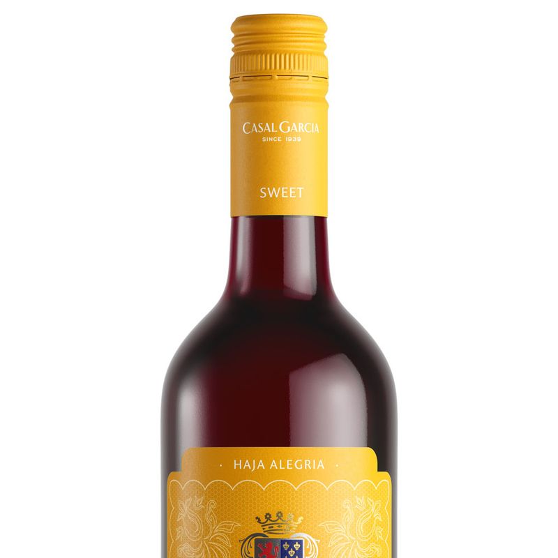 vinho-portugues-casal-garcia-sweet-tinto-2.jpg