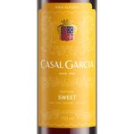 vinho-portugues-casal-garcia-sweet-tinto-3.jpg